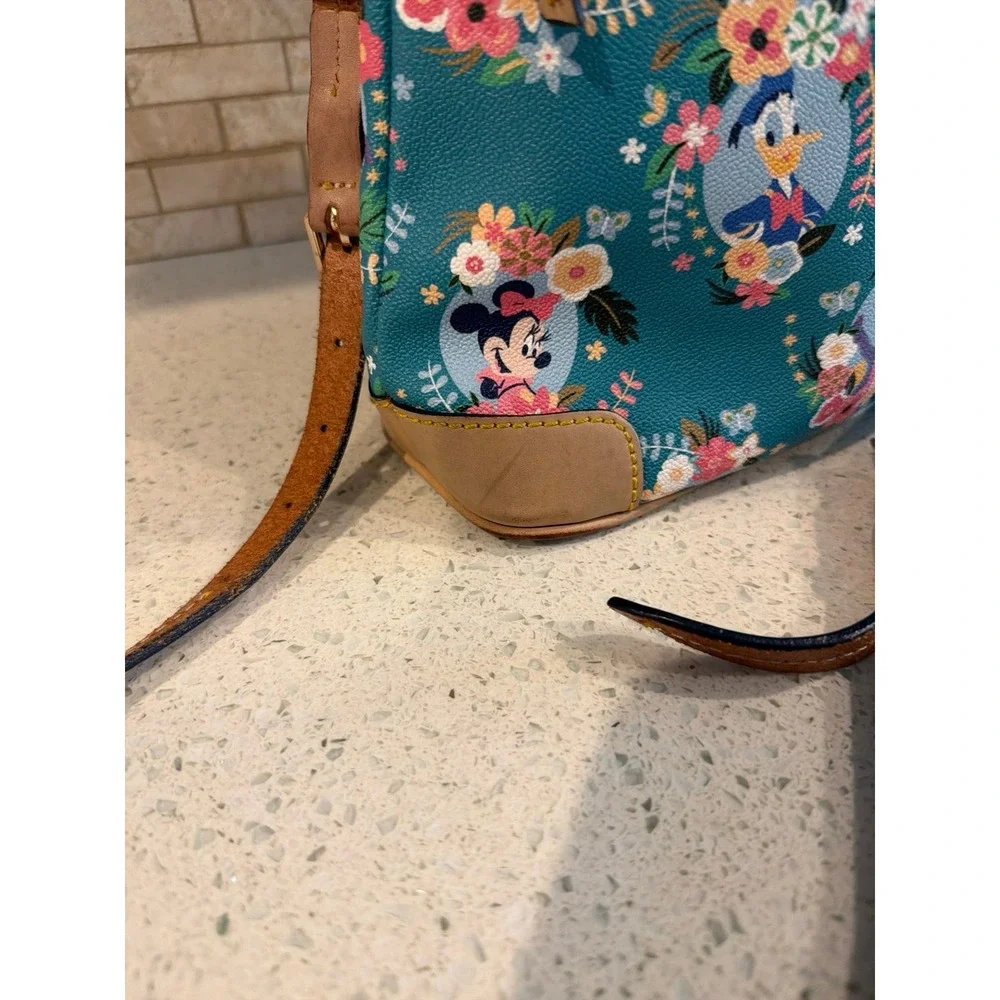 Disney Dooney & Bourke Epcot Flower Garden Festival 2016 Crossbody Bag Figment